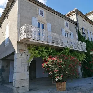 Cahors Sud : Maison Quercynoise Avec Vue Sur Place Du Village , Castelnau-Montratier France